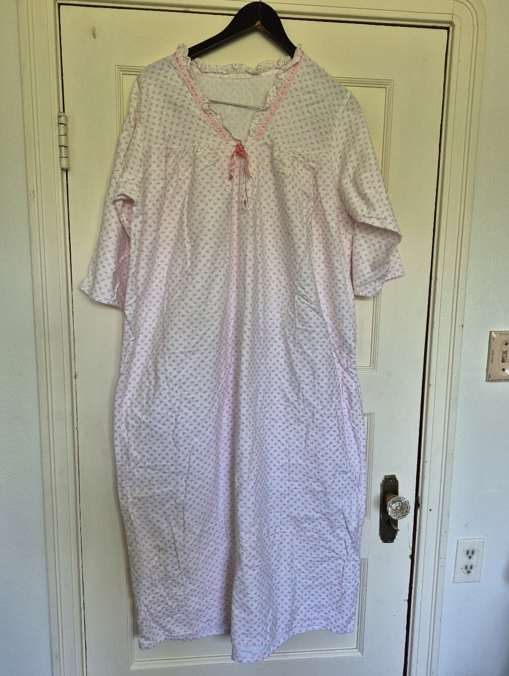 Vintage Cotton Flannel Floral Nightgown Size Large